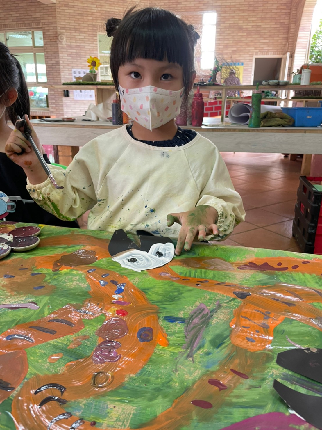 集體創作畫-我才不放手呢!