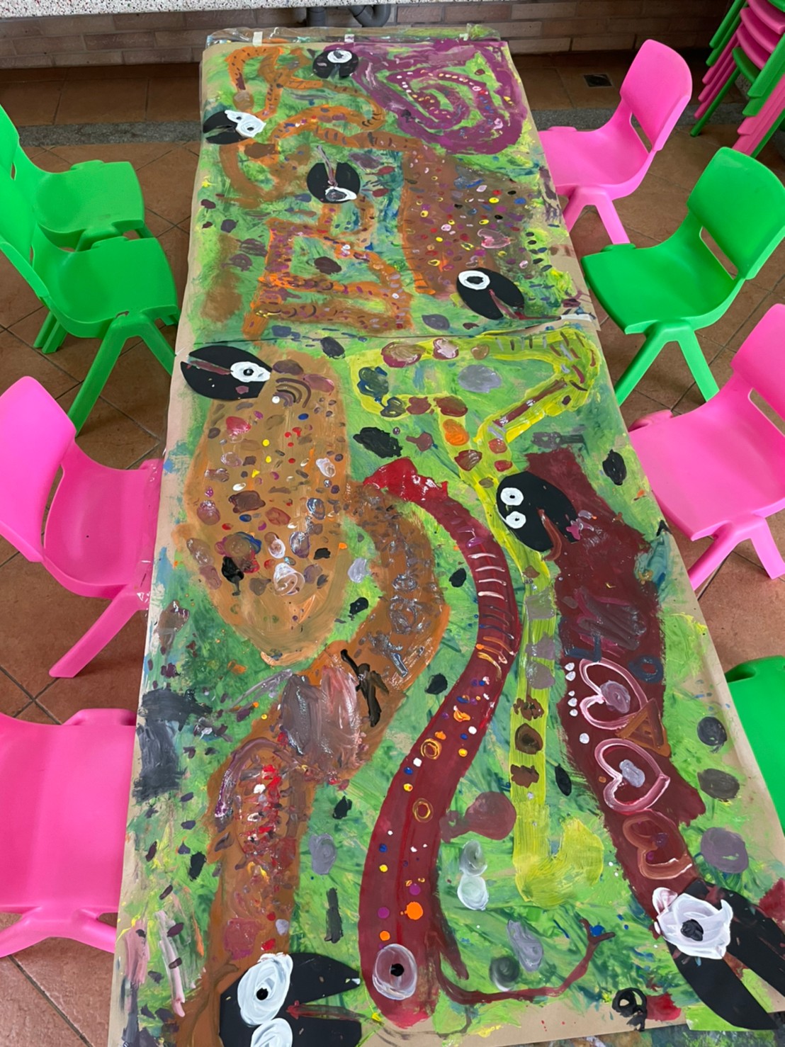 集體創作畫-我才不放手呢!